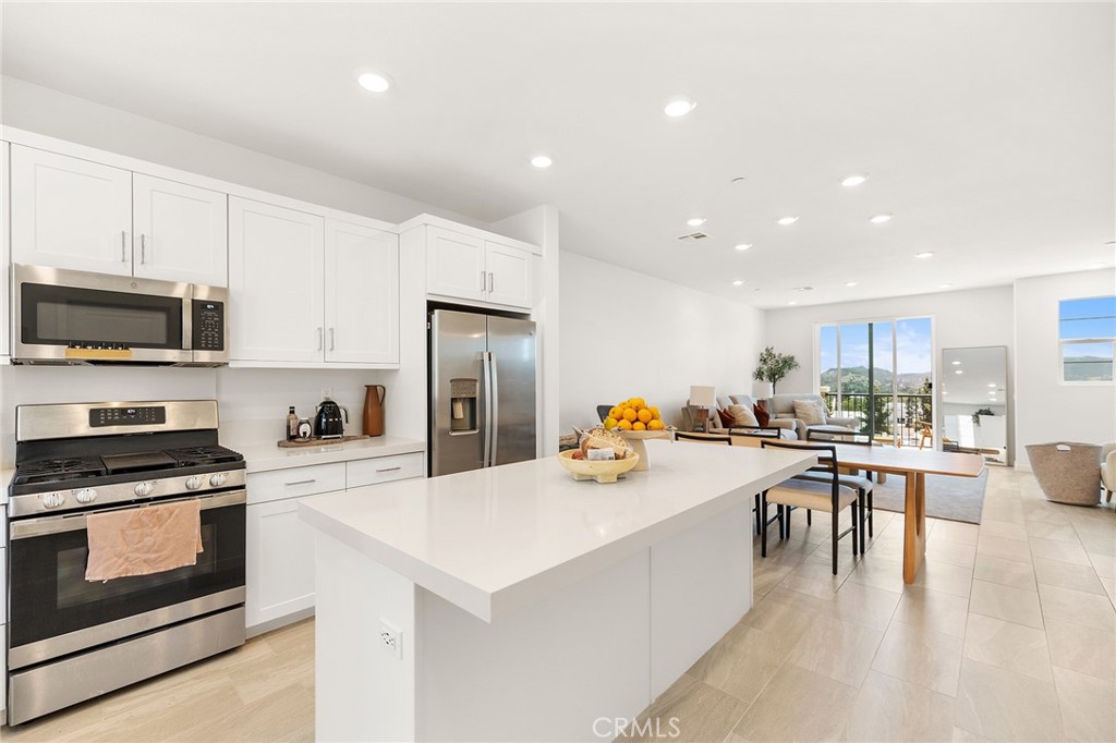 1219 Sunrise View 104