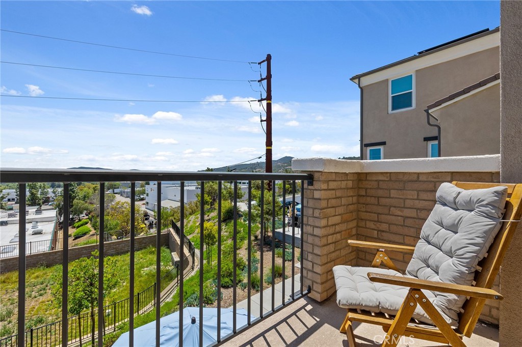1219 Sunrise View 104