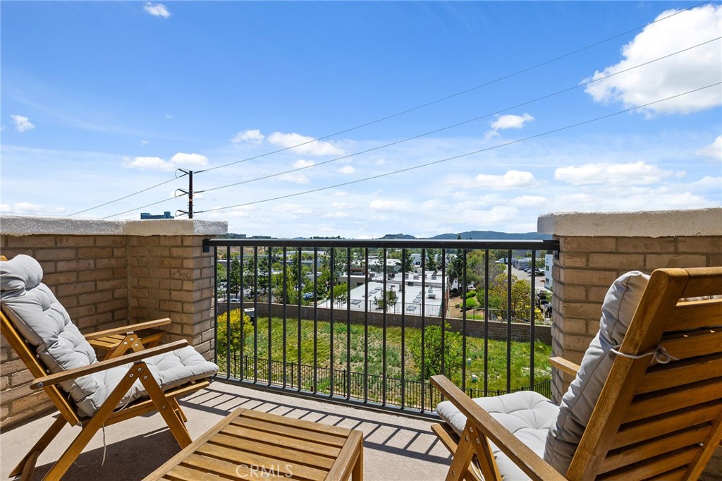 1219 Sunrise View 104