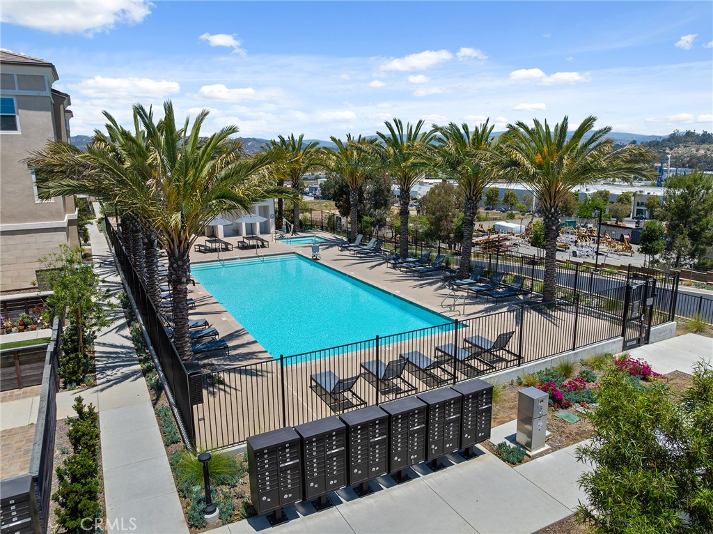 1219 Sunrise View 104