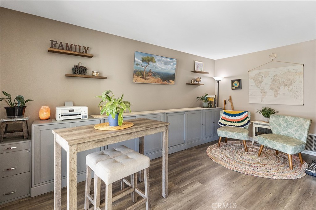 45383 Silverado Lane