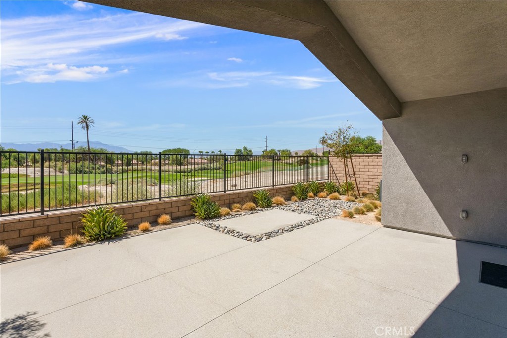 42409 Lamporo Way