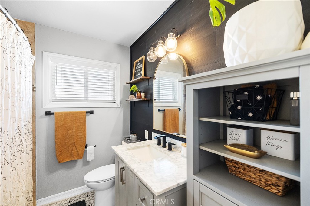 4055 Canterbury Road