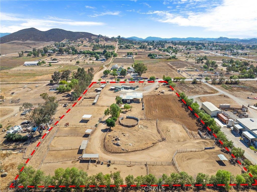 31250 Loretta Ave.