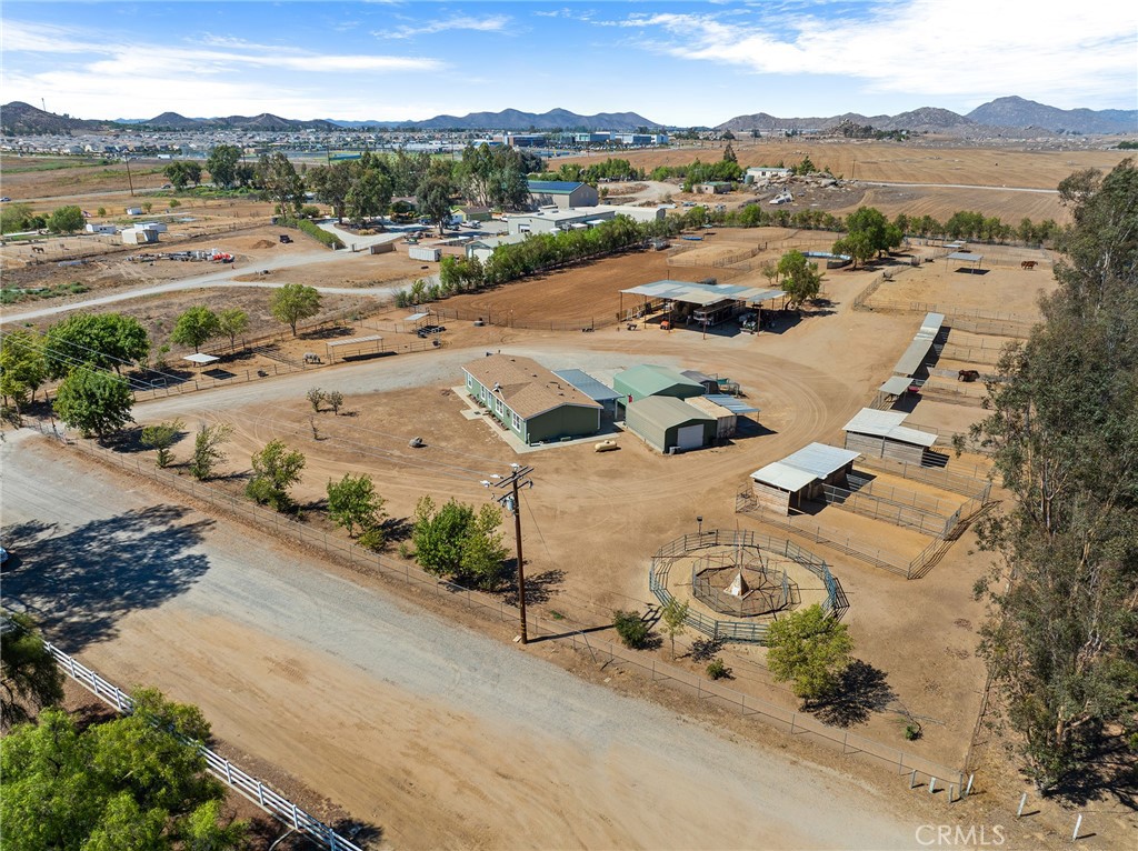 31250 Loretta Ave.