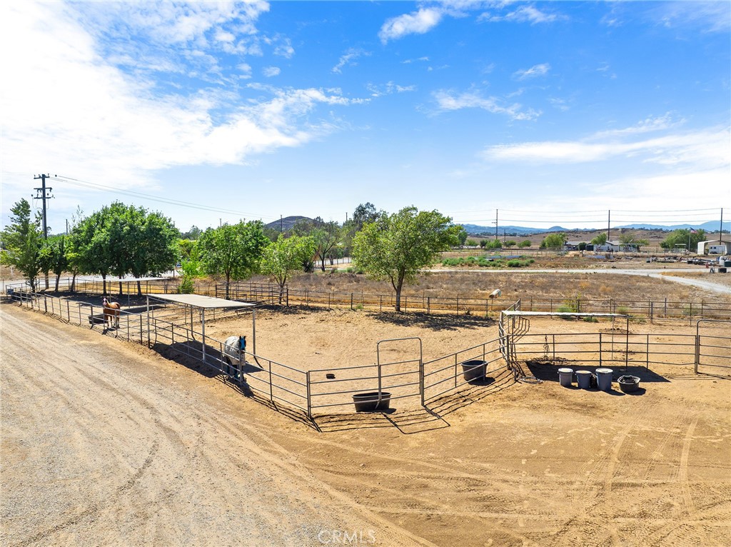31250 Loretta Ave.