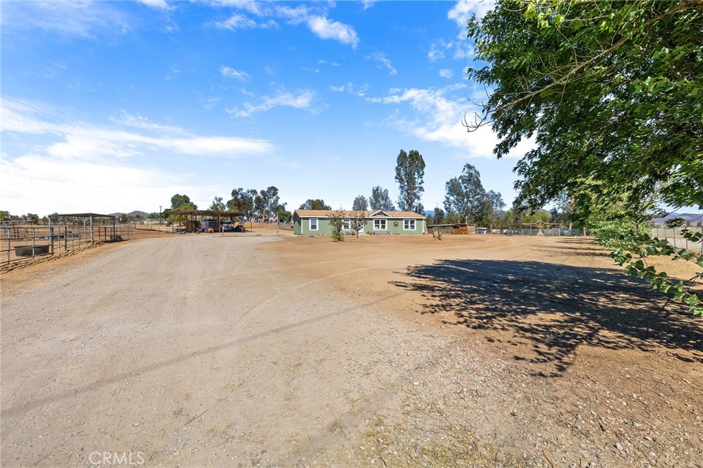 31250 Loretta Ave.