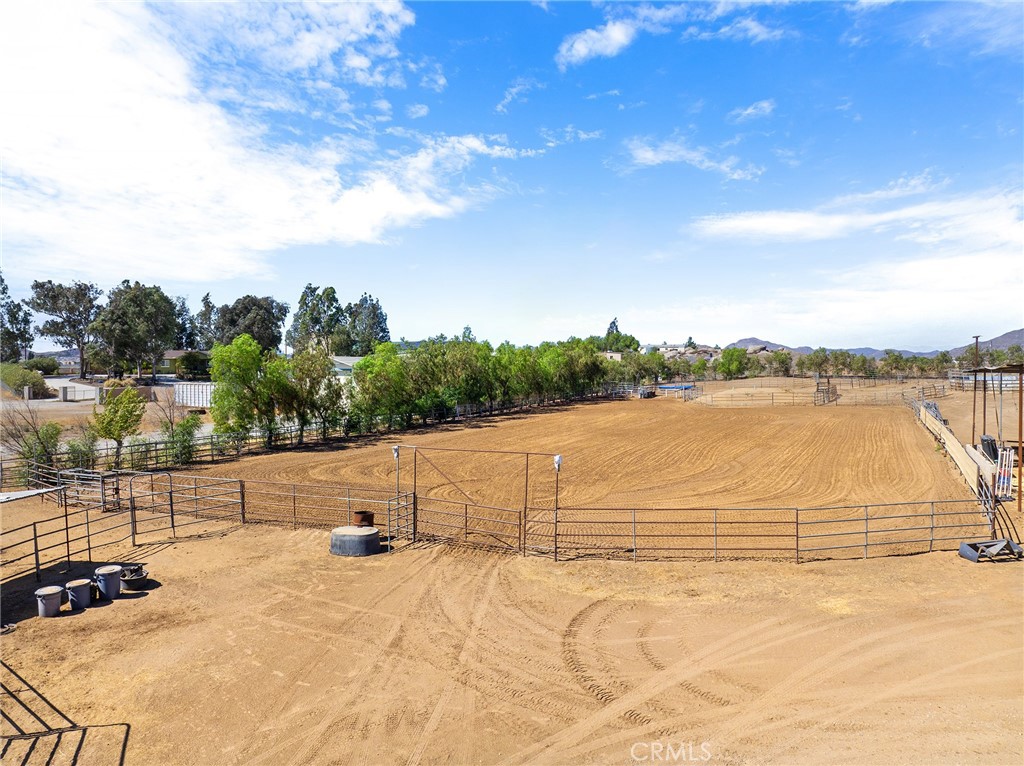 31250 Loretta Ave.