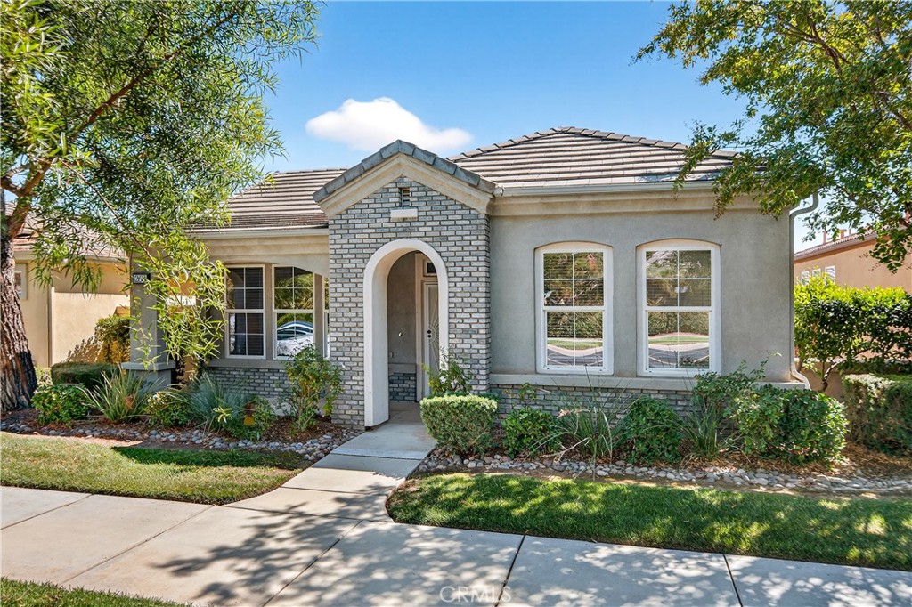 268 Four Seasons Boulevard