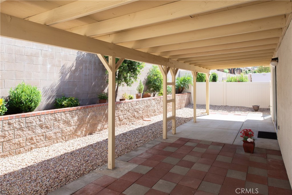 28276 Calle Lustrosos