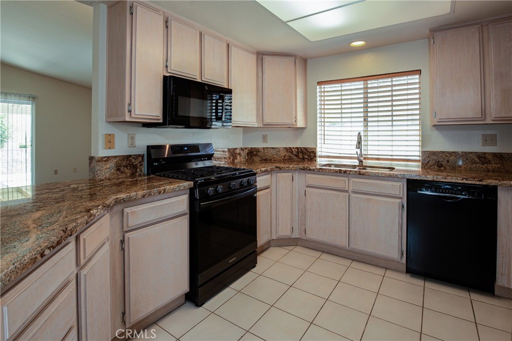 28276 Calle Lustrosos