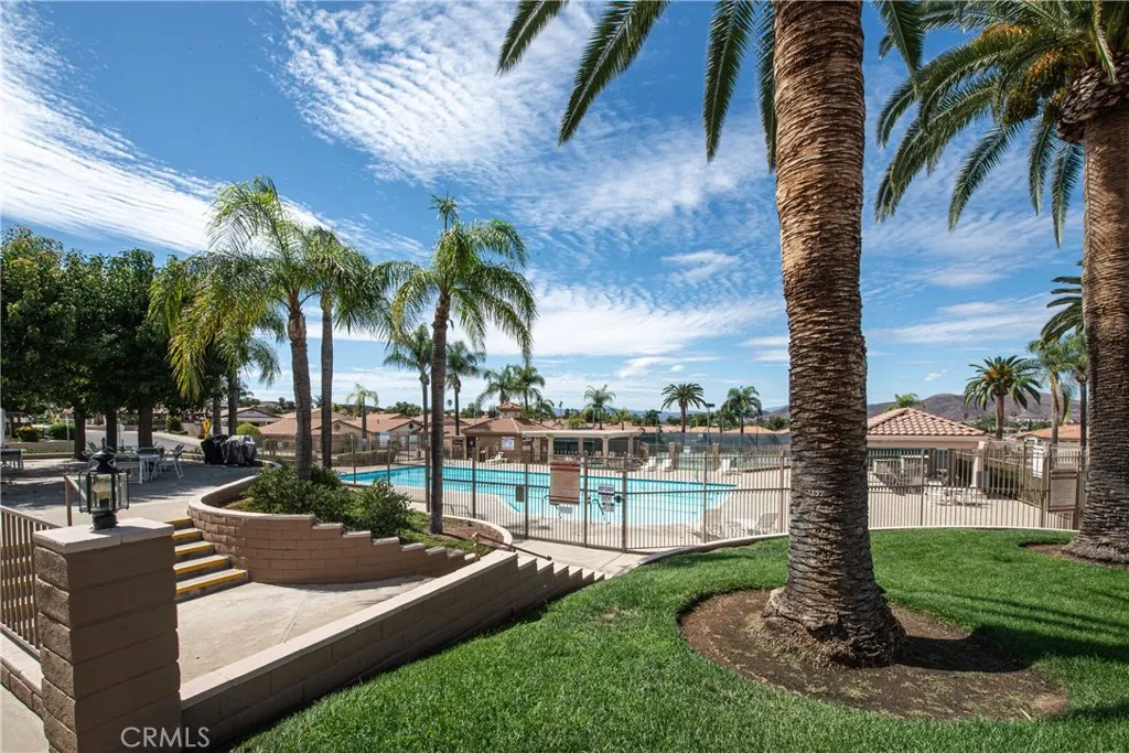 28276 Calle Lustrosos