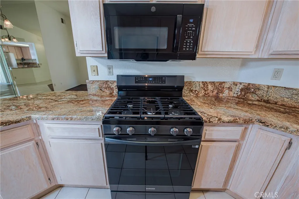 28276 Calle Lustrosos