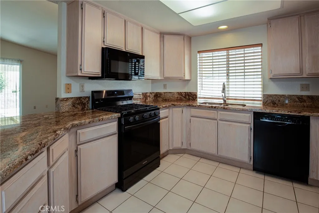 28276 Calle Lustrosos