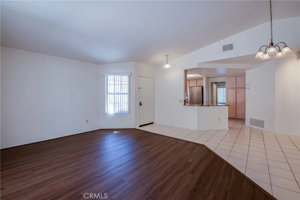 28276 Calle Lustrosos