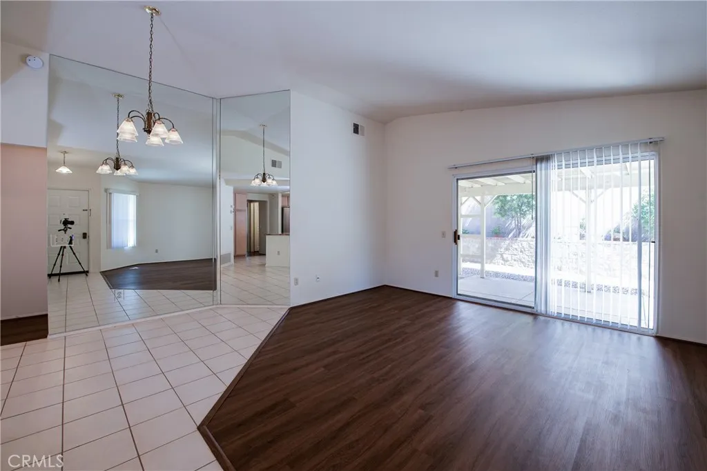 28276 Calle Lustrosos