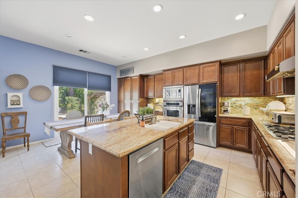 43912 Country Ridge Court