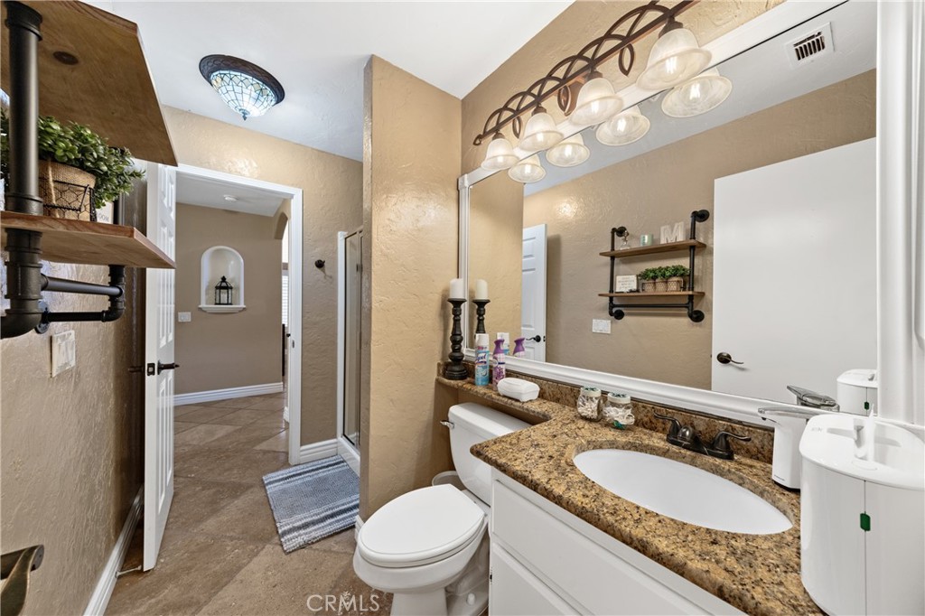 32240 Camino Herencia