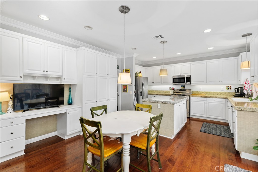 36918 Moonbrook Lane