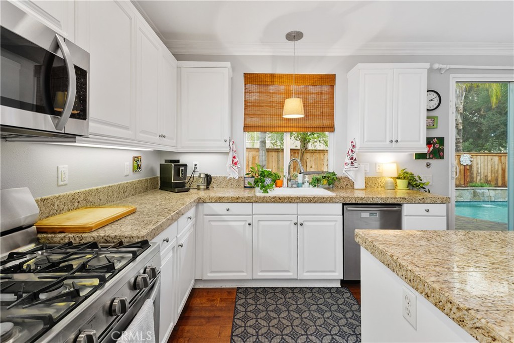 36918 Moonbrook Lane