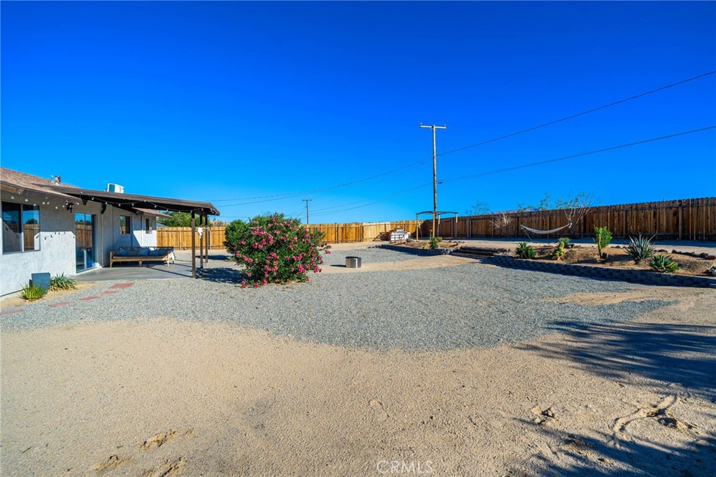 73973 Playa Vista