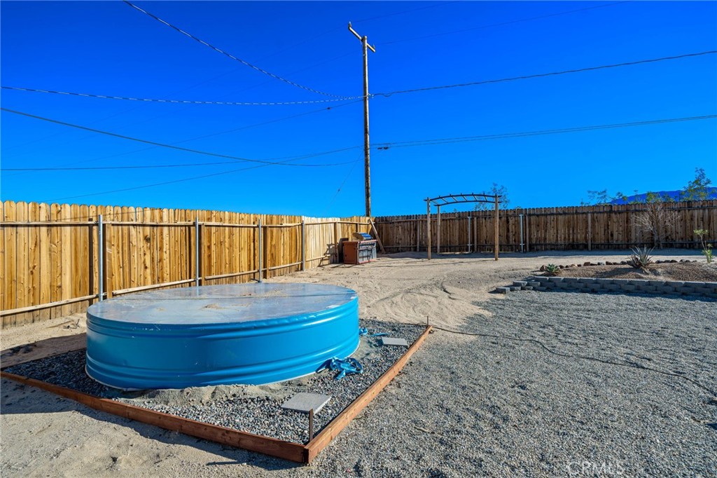 73973 Playa Vista
