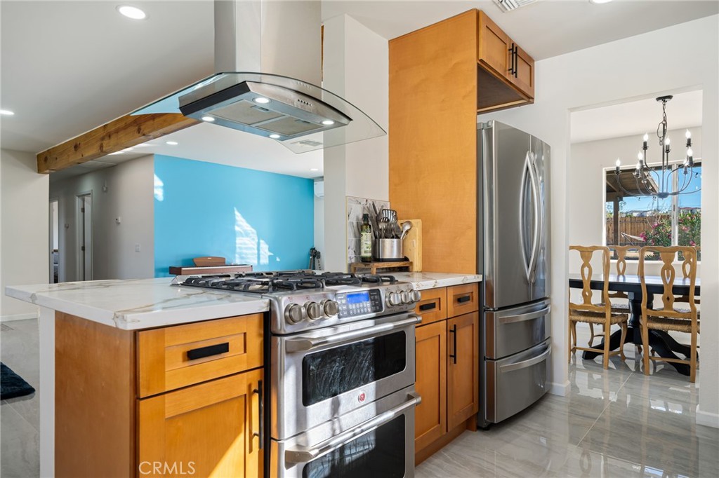 73973 Playa Vista