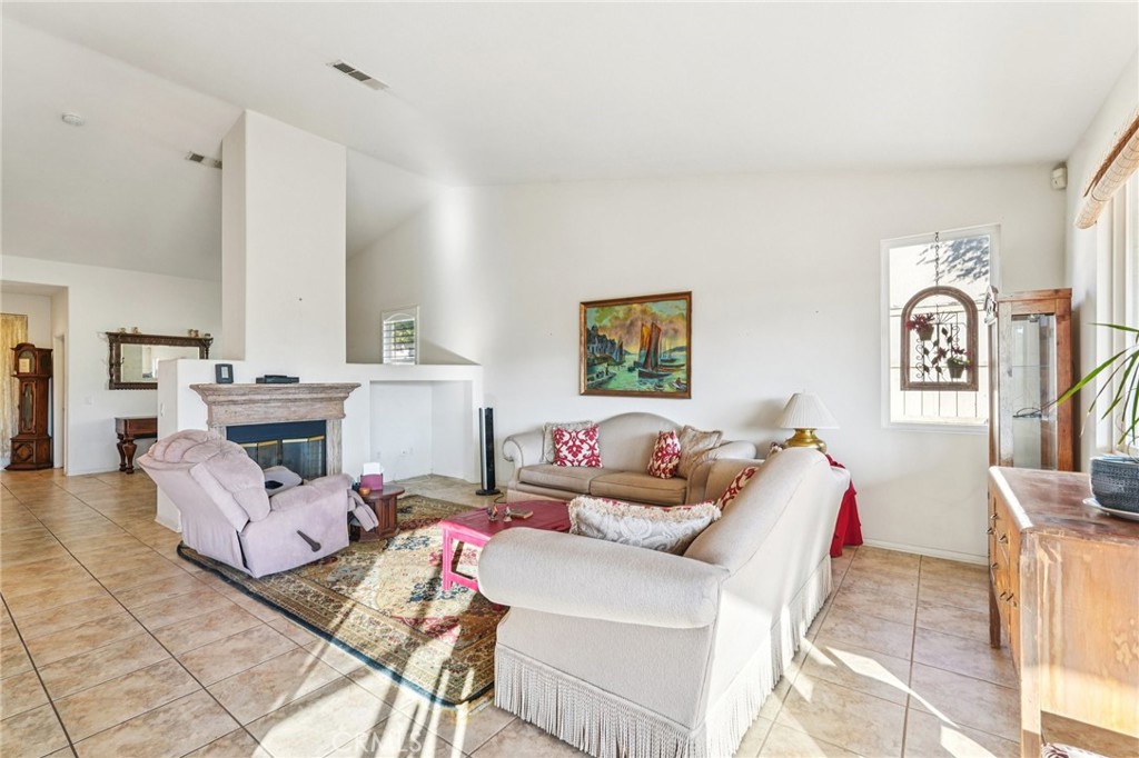 31668 Rockridge Circle