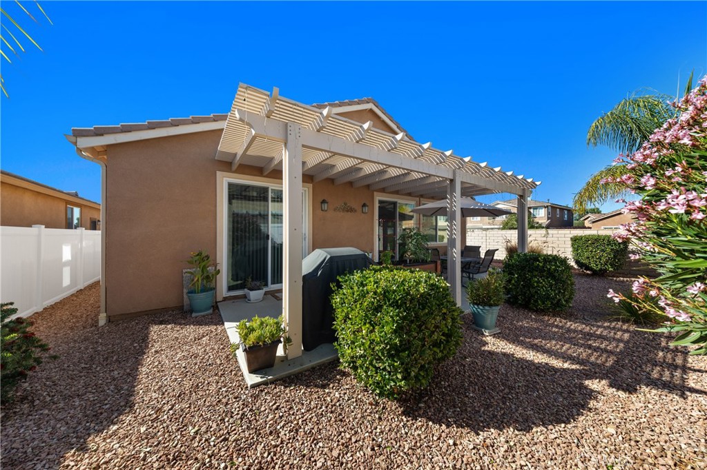 30256 Moon Star Circle