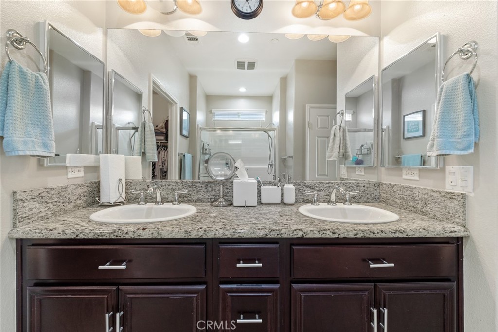 30256 Moon Star Circle