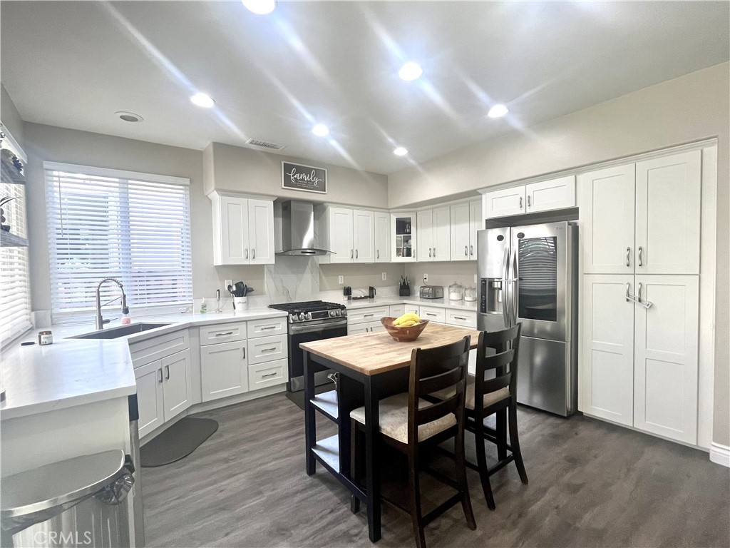 29334 Grande Vista Avenue