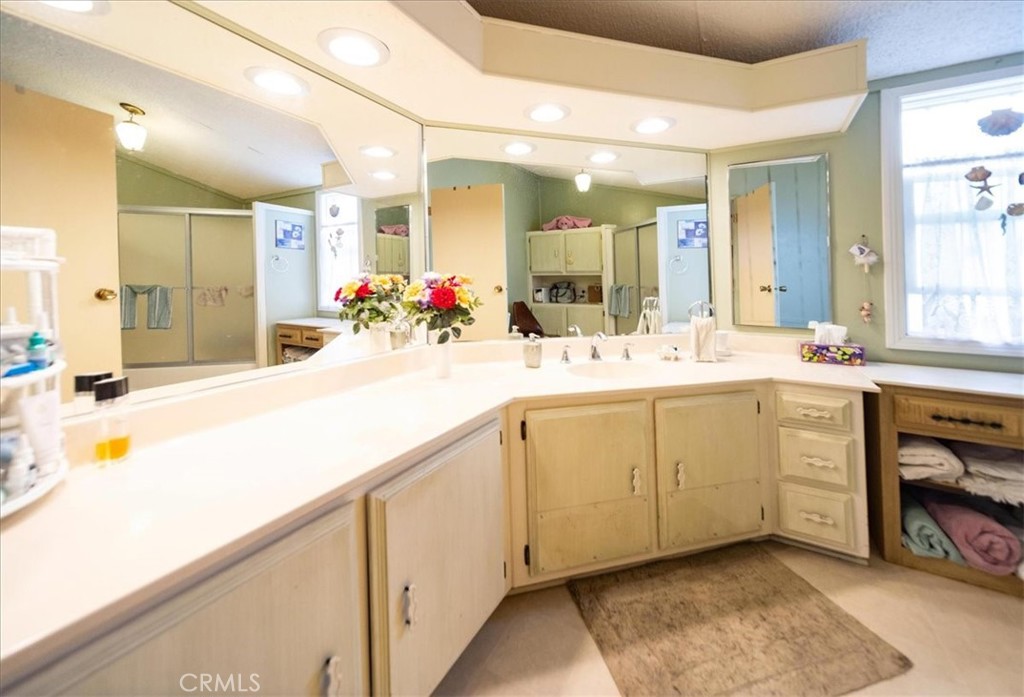 32617 Chiricahua Drive