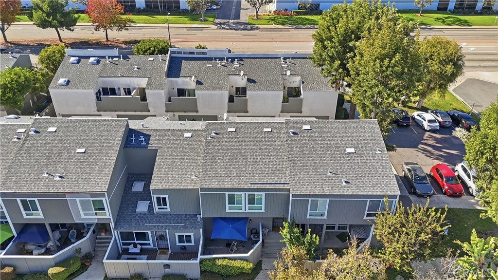 2911 S Fairview Street C