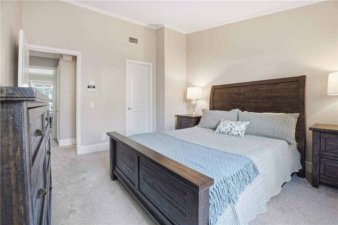 2911 S Fairview Street C