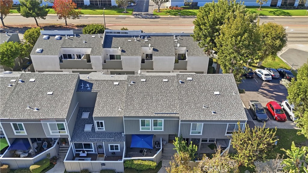 2911 S Fairview Street C