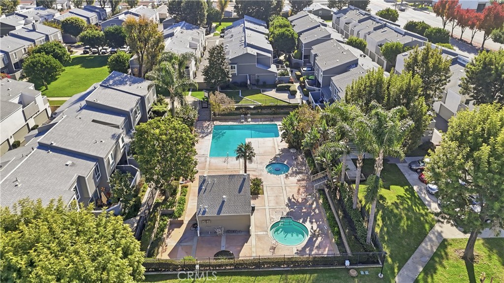 2911 S Fairview Street C