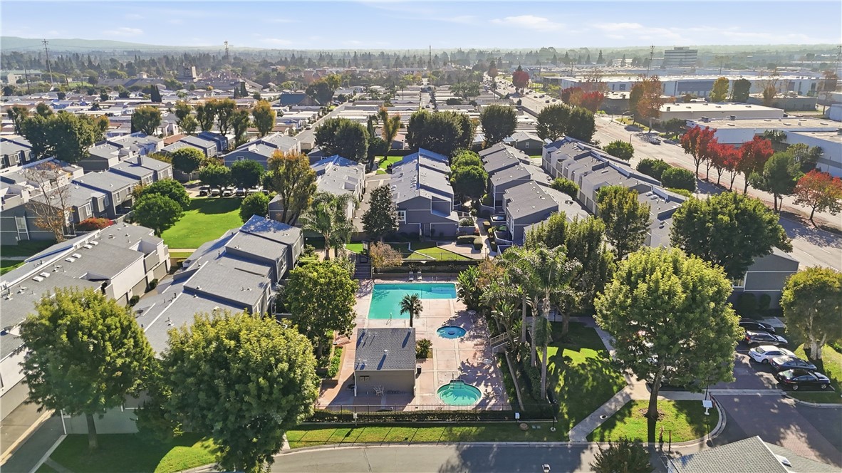 2911 S Fairview Street C