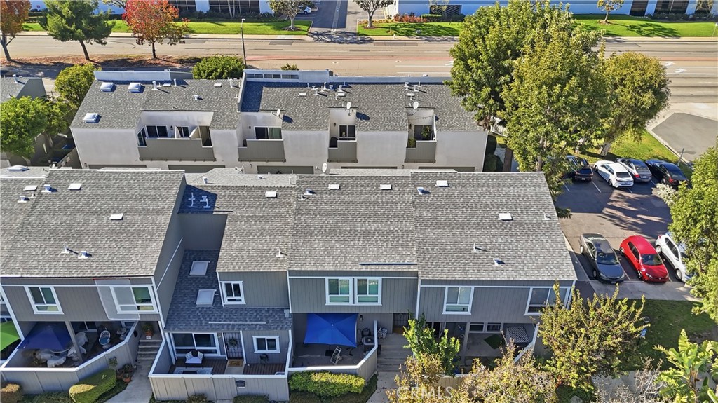 2911 S Fairview Street C