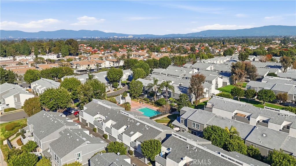 2911 S Fairview Street C