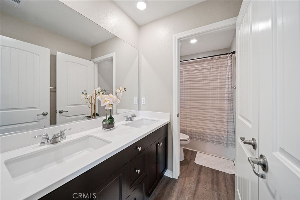 27490 Grand Teton Court