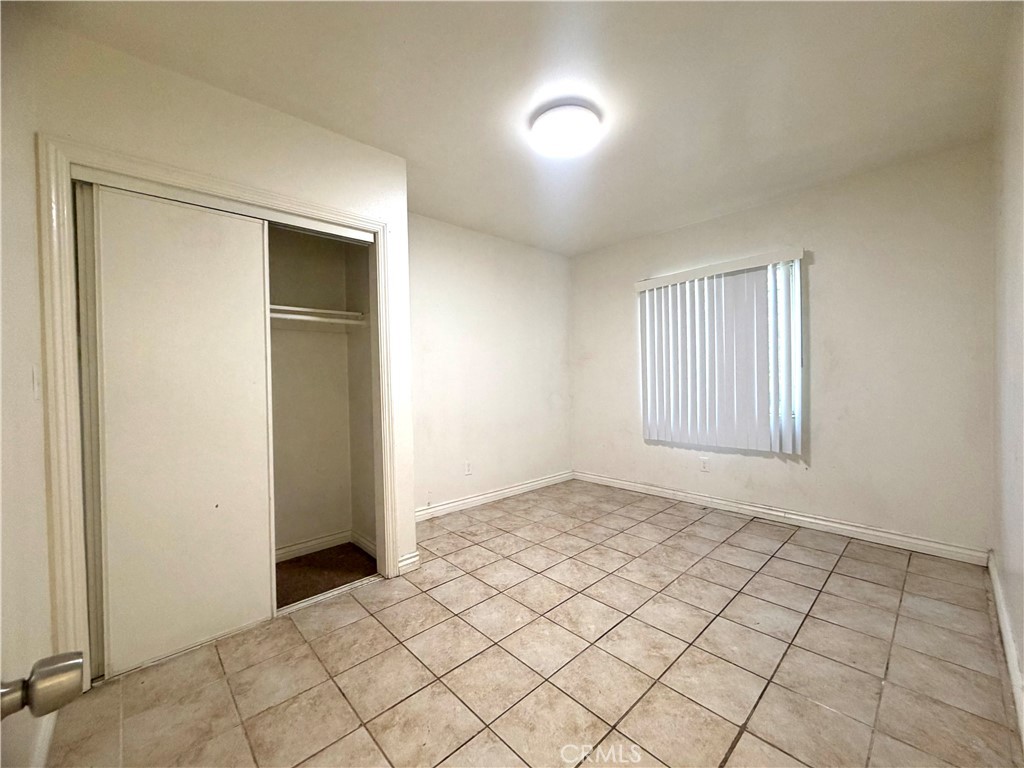 3968 3970 S Hobart Boulevard