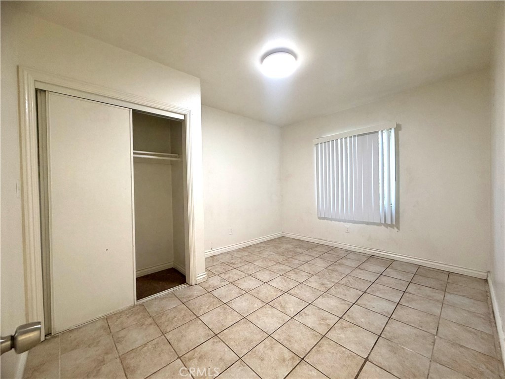 3968 3970 S Hobart Boulevard