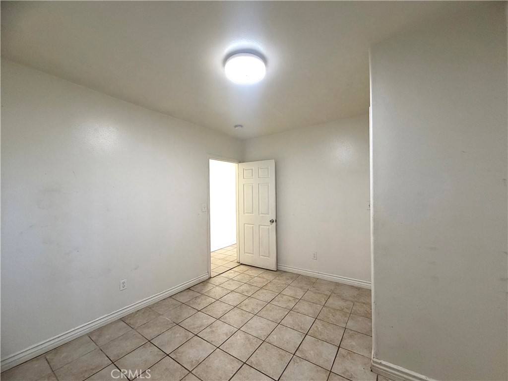 3968 3970 S Hobart Boulevard
