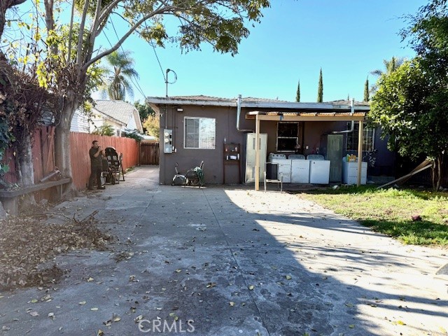 3968 3970 S Hobart Boulevard