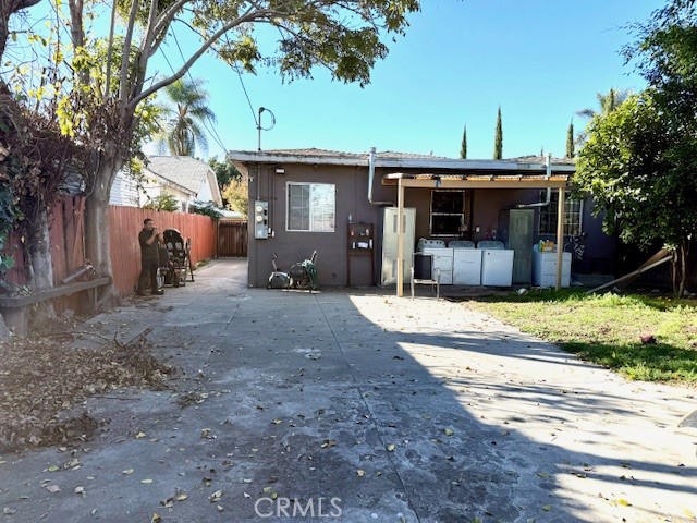 3968 3970 S Hobart Boulevard