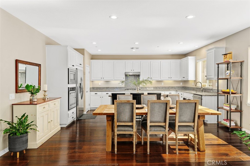 44161 Nighthawk Pass. Temecula