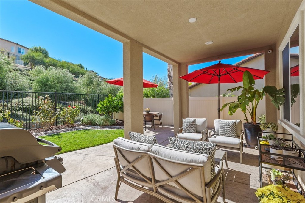 44161 Nighthawk Pass. Temecula