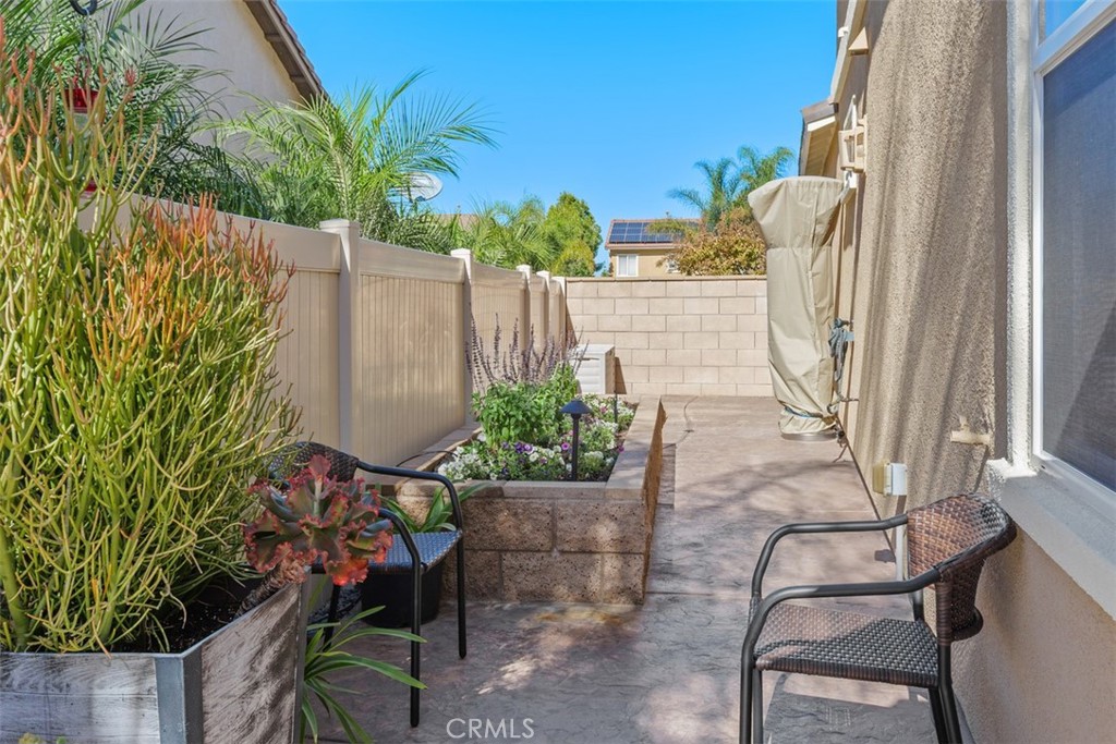 44161 Nighthawk Pass. Temecula