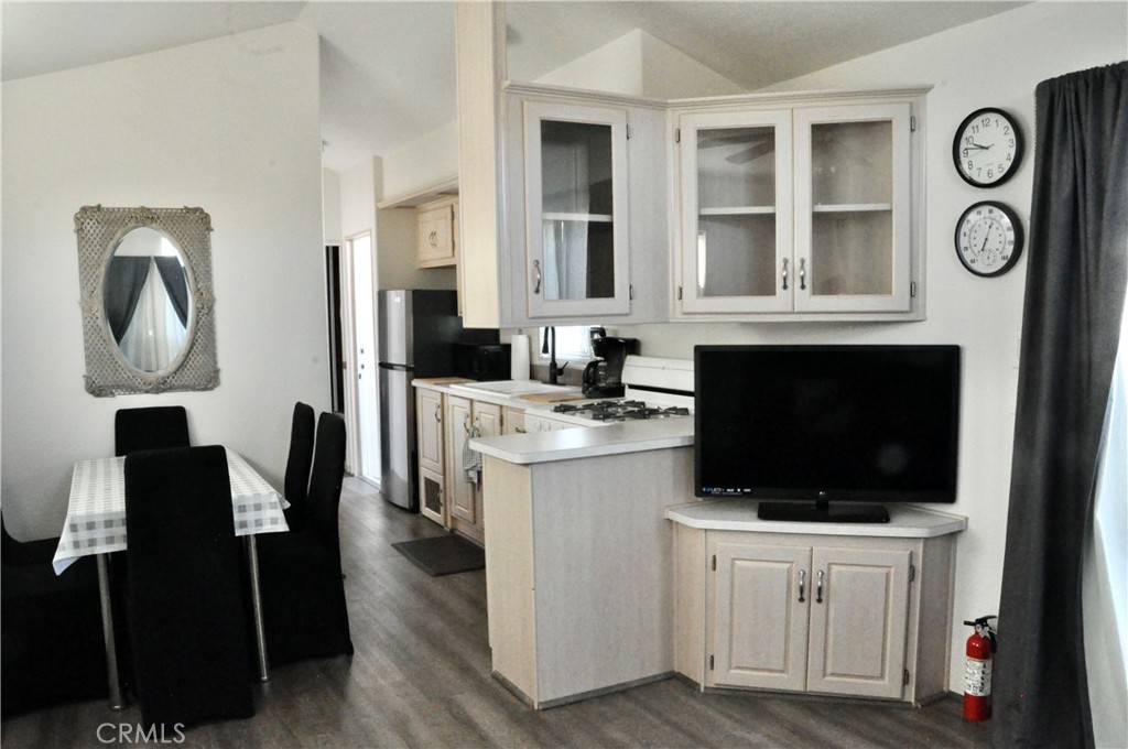 70200 Dillon Road 393