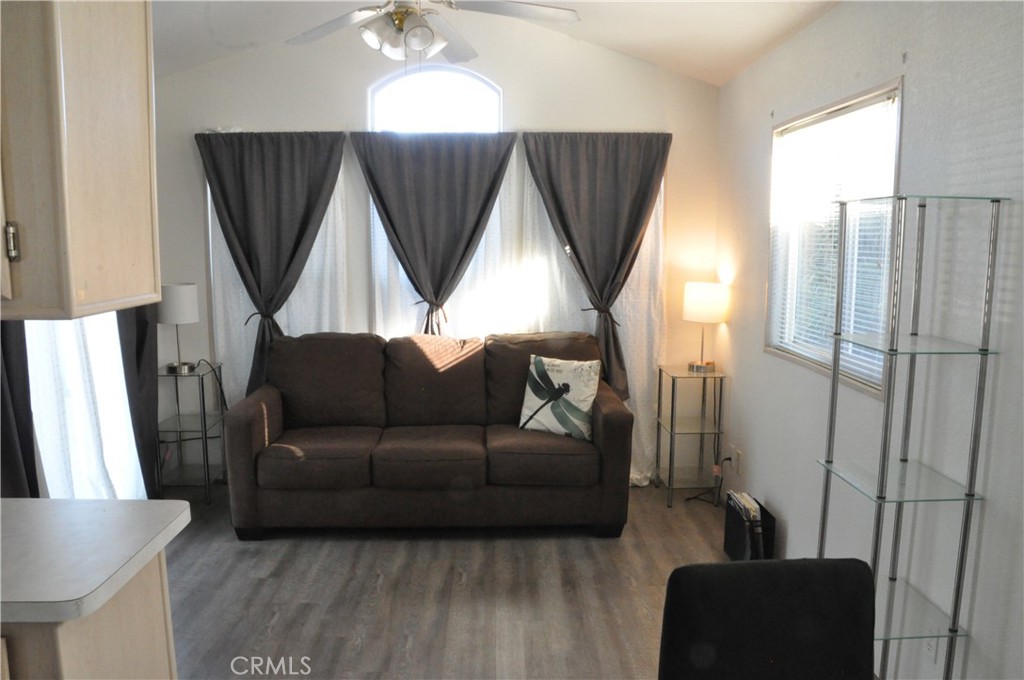 70200 Dillon Road 393